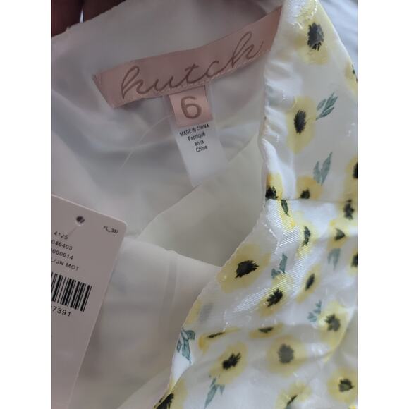 Anthropologie Hutch Ditsy Floral Seaside Romper - New - Size 6 - Picture 7 of 7